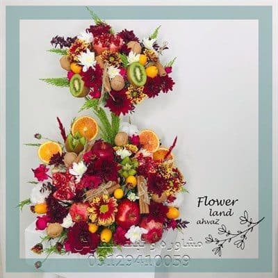 ارسال گل طبیعی برای سالن فوتسال در تهران