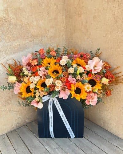 گل با طراحی خاص برای روز پسر از کدام سایت انجام می‌شود؟