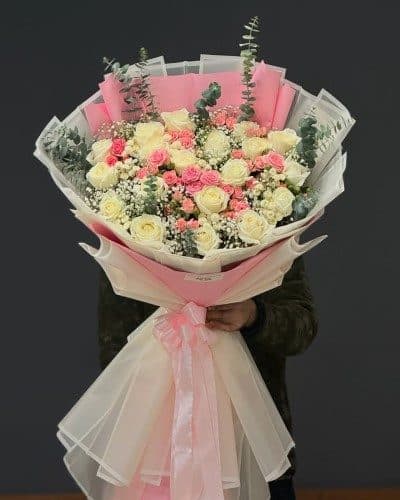 دسته گل با طراحی خاص برای تبریک روز پزشک را از کجا بخرم؟