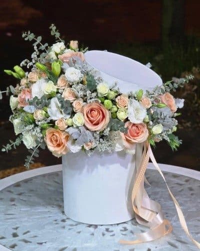 از کدام سایت می‌توانم گل برای همسر با بسته‌بندی لاکچری تهیه کنم؟