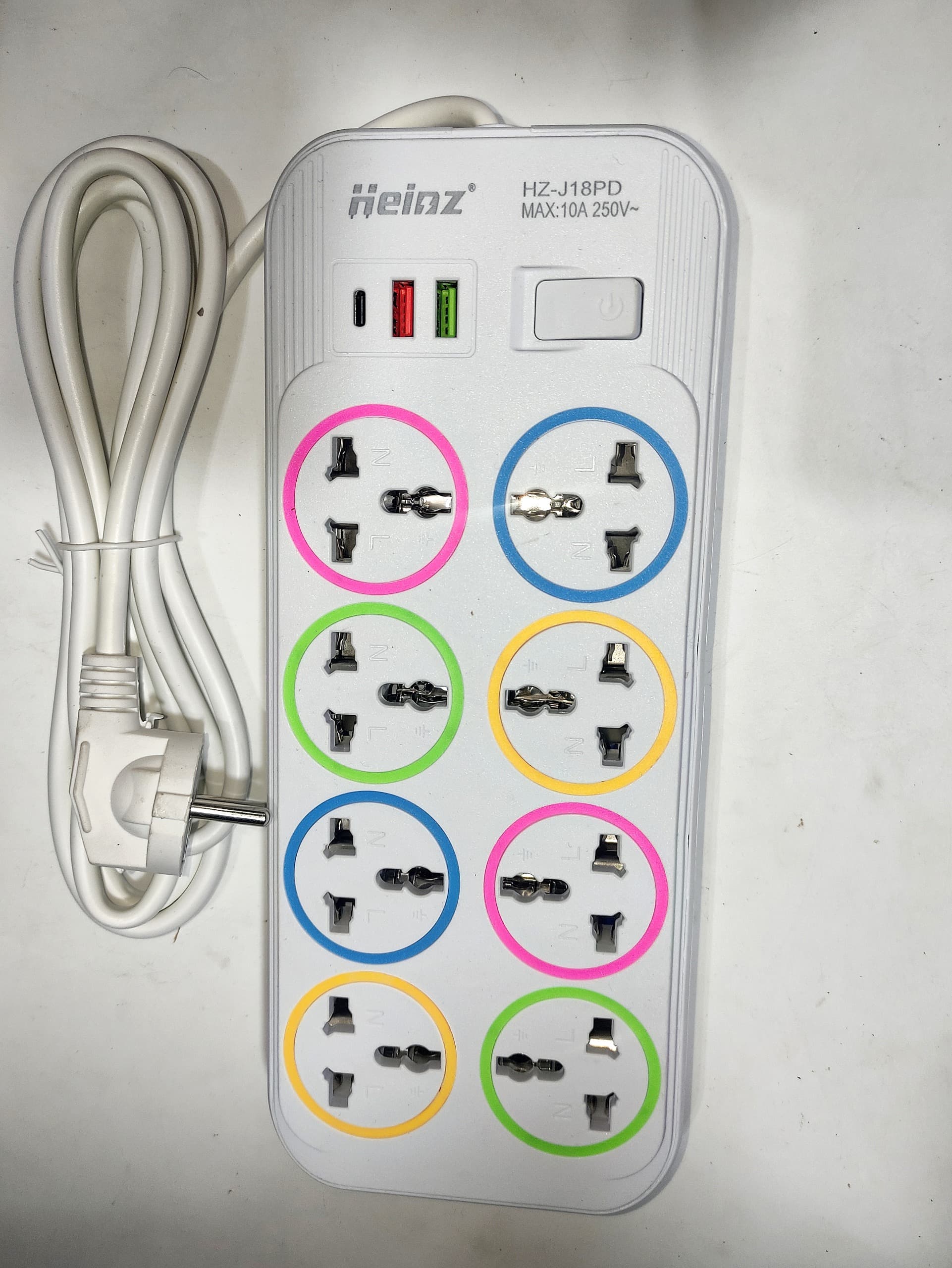 هشت راهی برق Heinz HZJ18PD max 10A 250V با پورت USB
