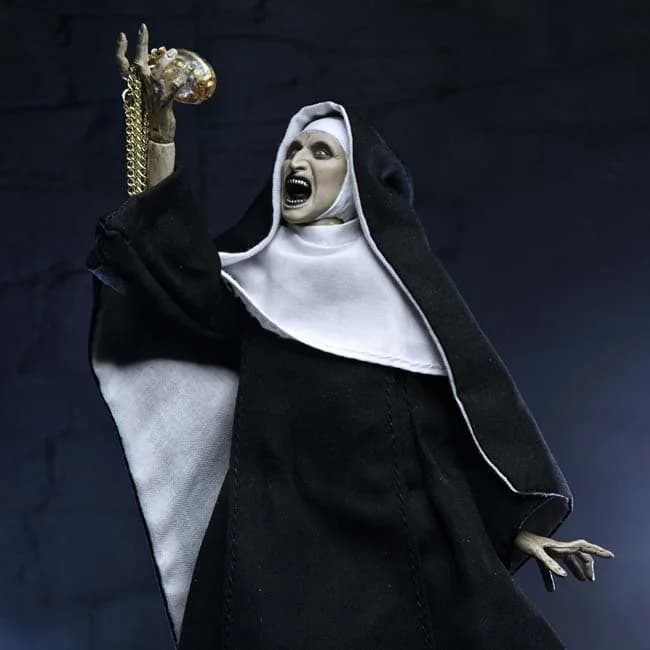فیگور نکا طرح کانجورینگ (احضار) The Conjuring مدل راهبه Nun — تصویر ۹