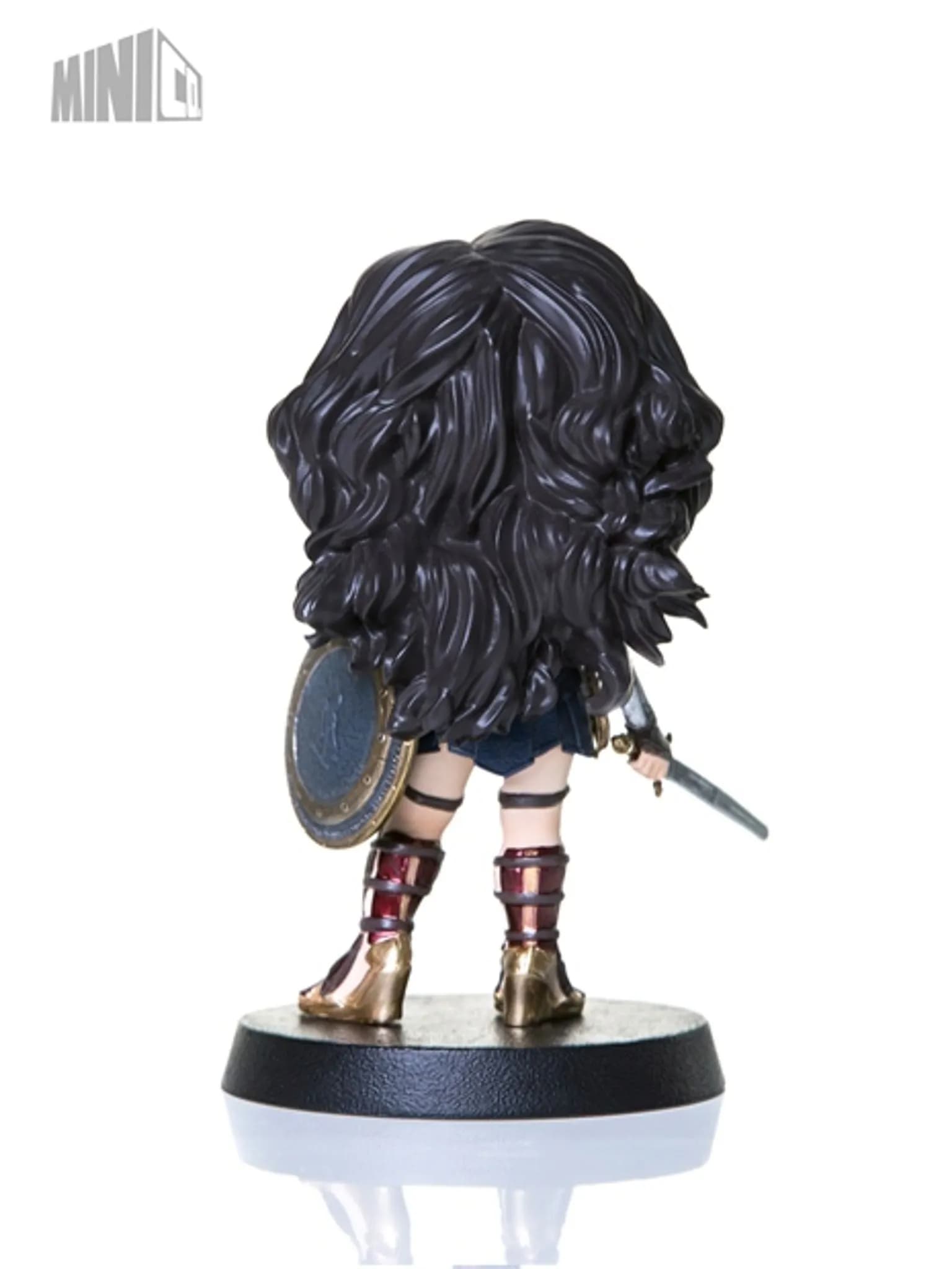 فیگور ایرون استودیو طرح مینیکو MiniCo طرح زن شگفتانگیز Wonder Woman — تصویر ۷