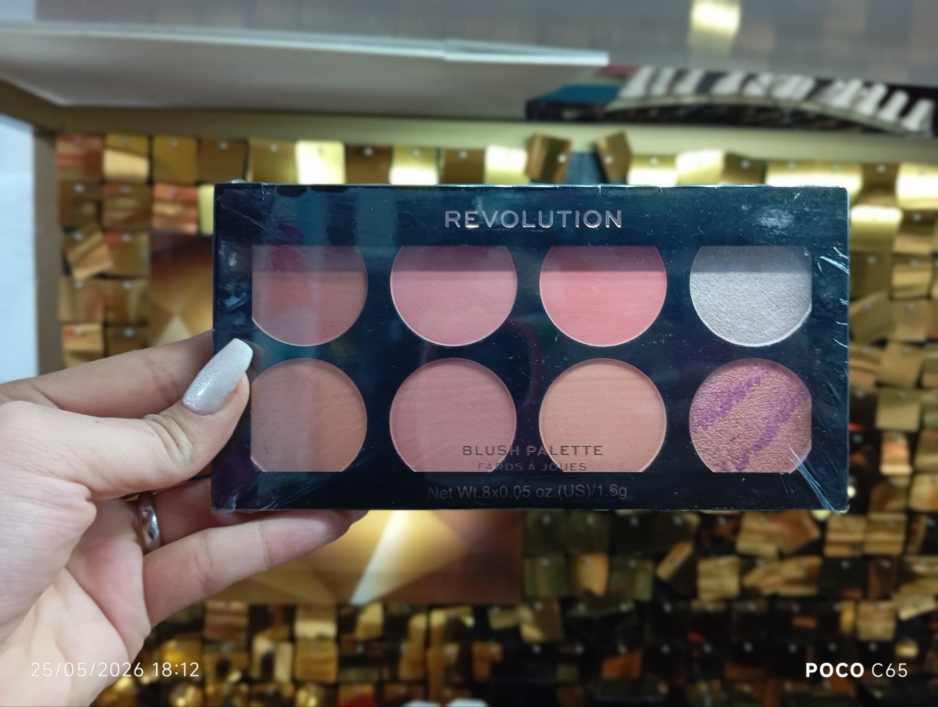 پالت رژ گونه 8تایی رولوشن REVOLUTION مدل BLUSH — تصویر ۳