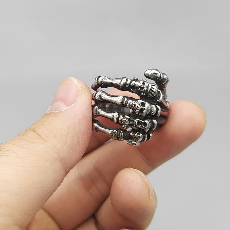 انگشتر طرح دست اسکلت مدل Bones کد Njd002 — تصویر ۴