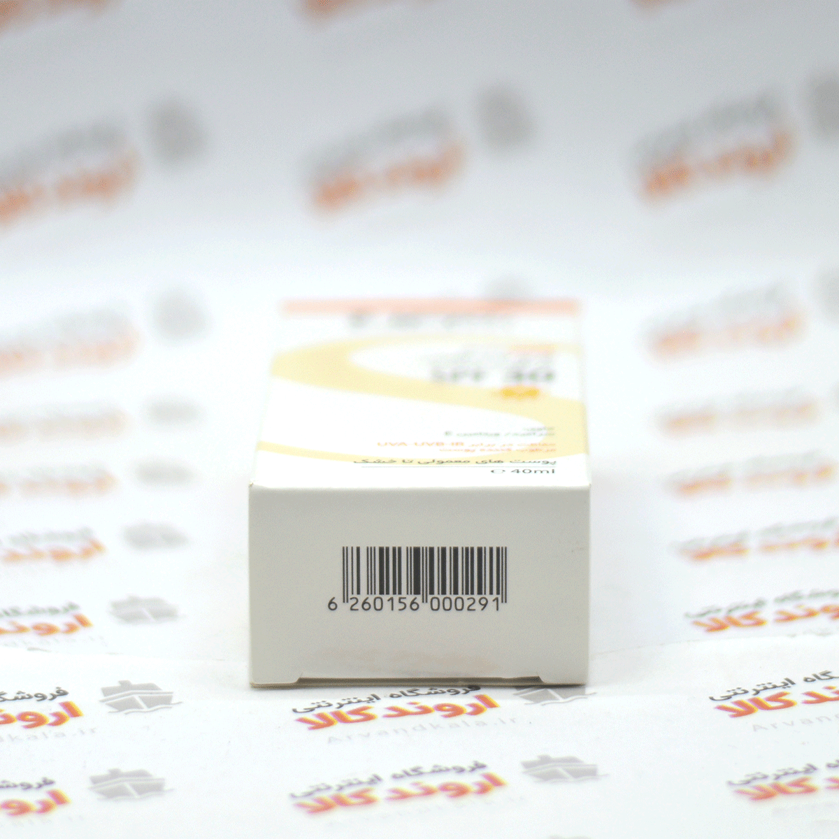 کرم ضد آفتاب مرطوب کننده سی گل SPF30 بی رنگ مناسب پوست معمولی تا خشک 40 میل — تصویر ۶
