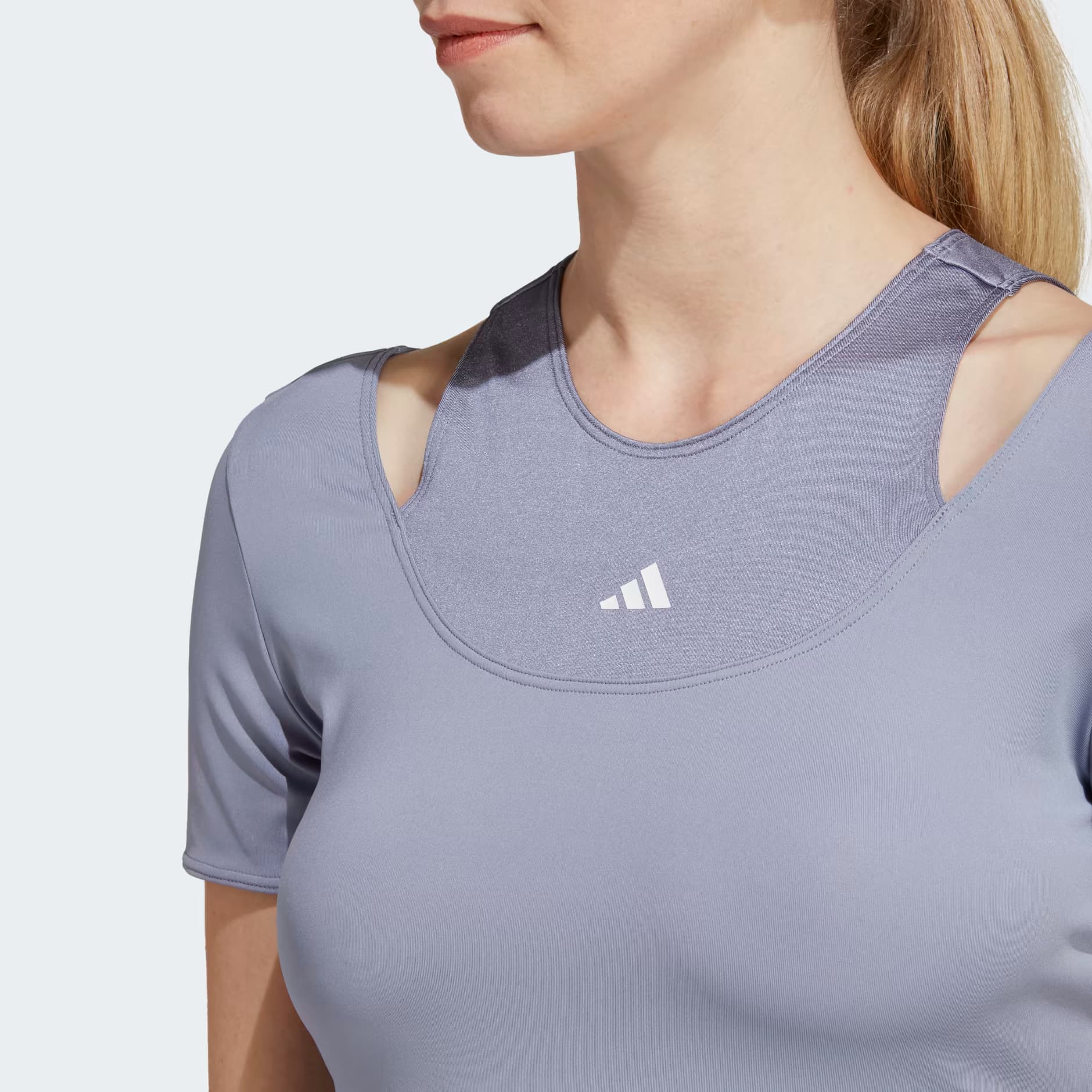 کراپ تاپ زنانه آدیداس مدل HIIT AEROREADY CROP TRAINING TEE — تصویر ۴