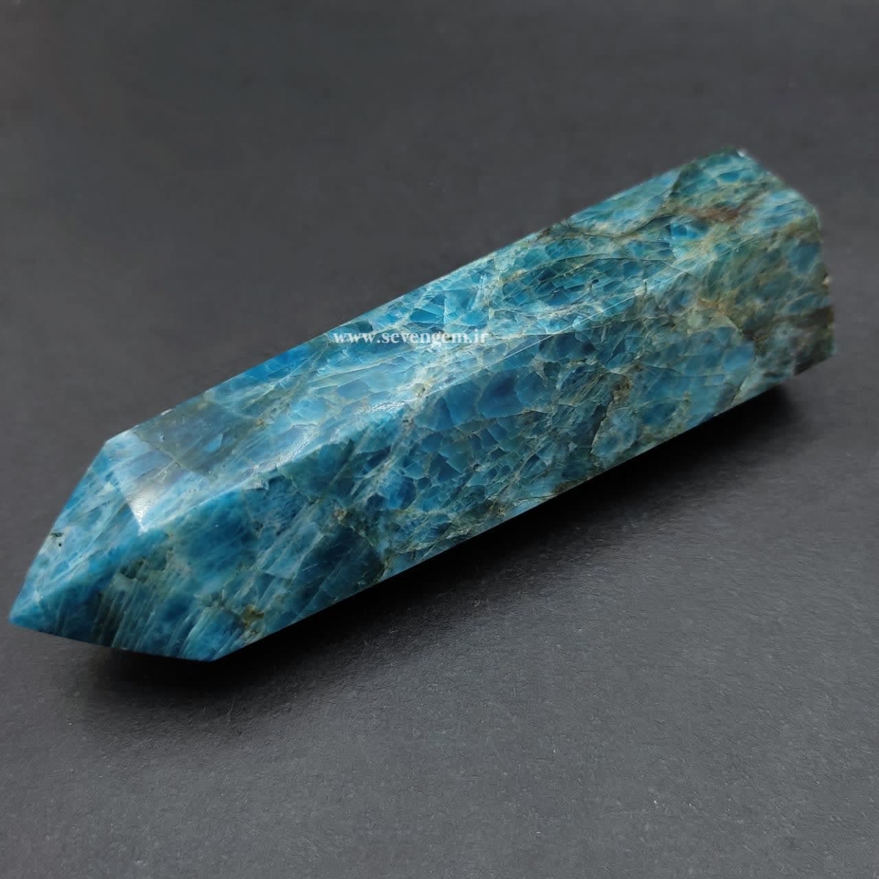 منشور سنگ آپاتیت آبی (کدB818)