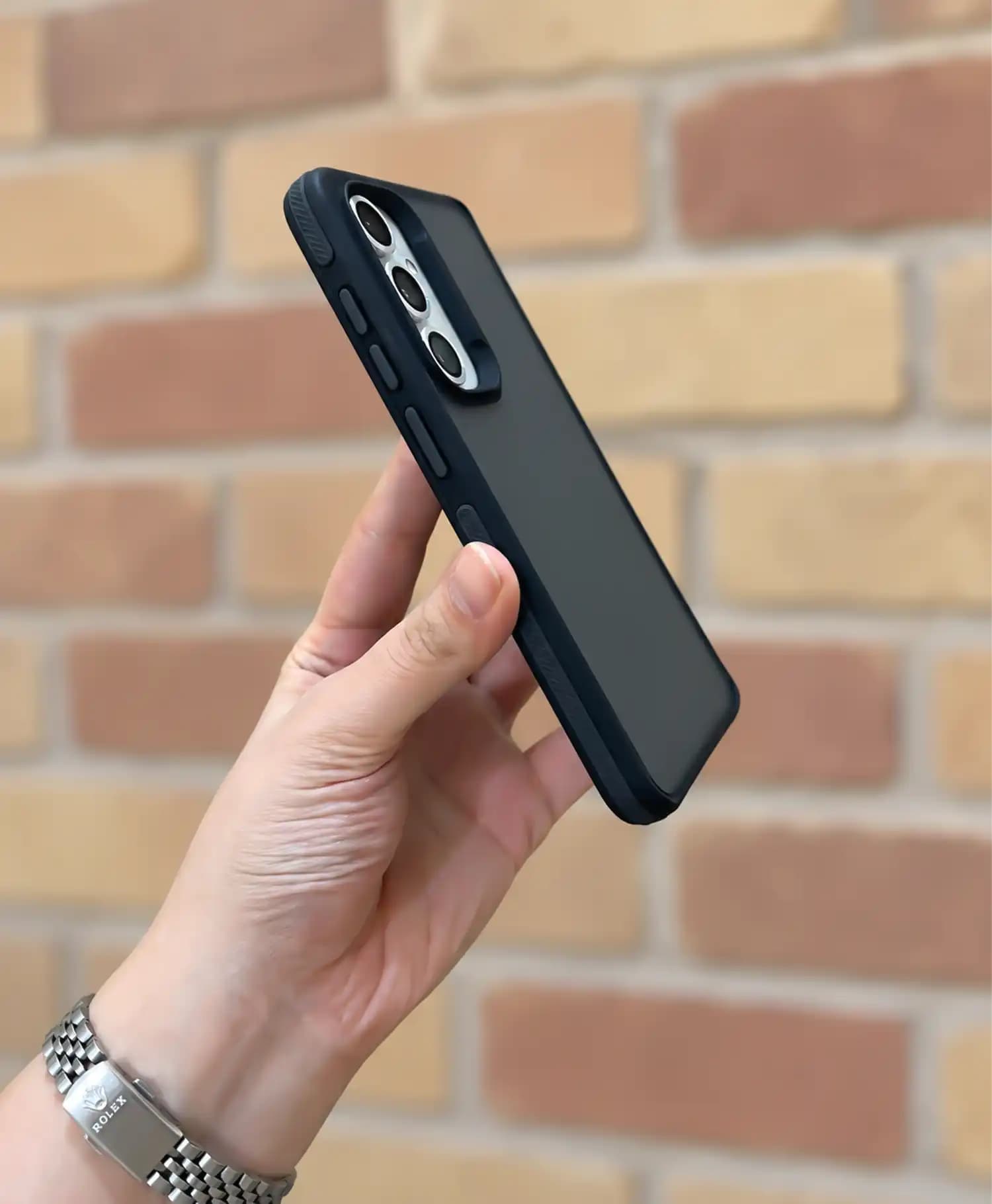 قاب پشت مات گوشی موبایل Samsung S24 FE — تصویر ۴