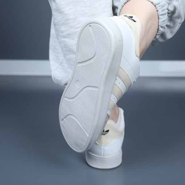 کتونی اسپرت آدیداس قهوه ای SAMBA سفید کرم کد1 — تصویر ۴