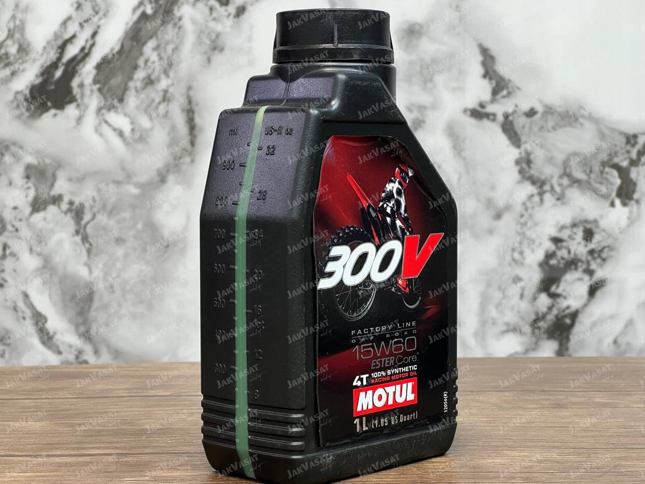 روغن موتور موتول 1 لیتر مخصوص موتورهای کراس و اندرو Motul 15W60 300V — تصویر ۴
