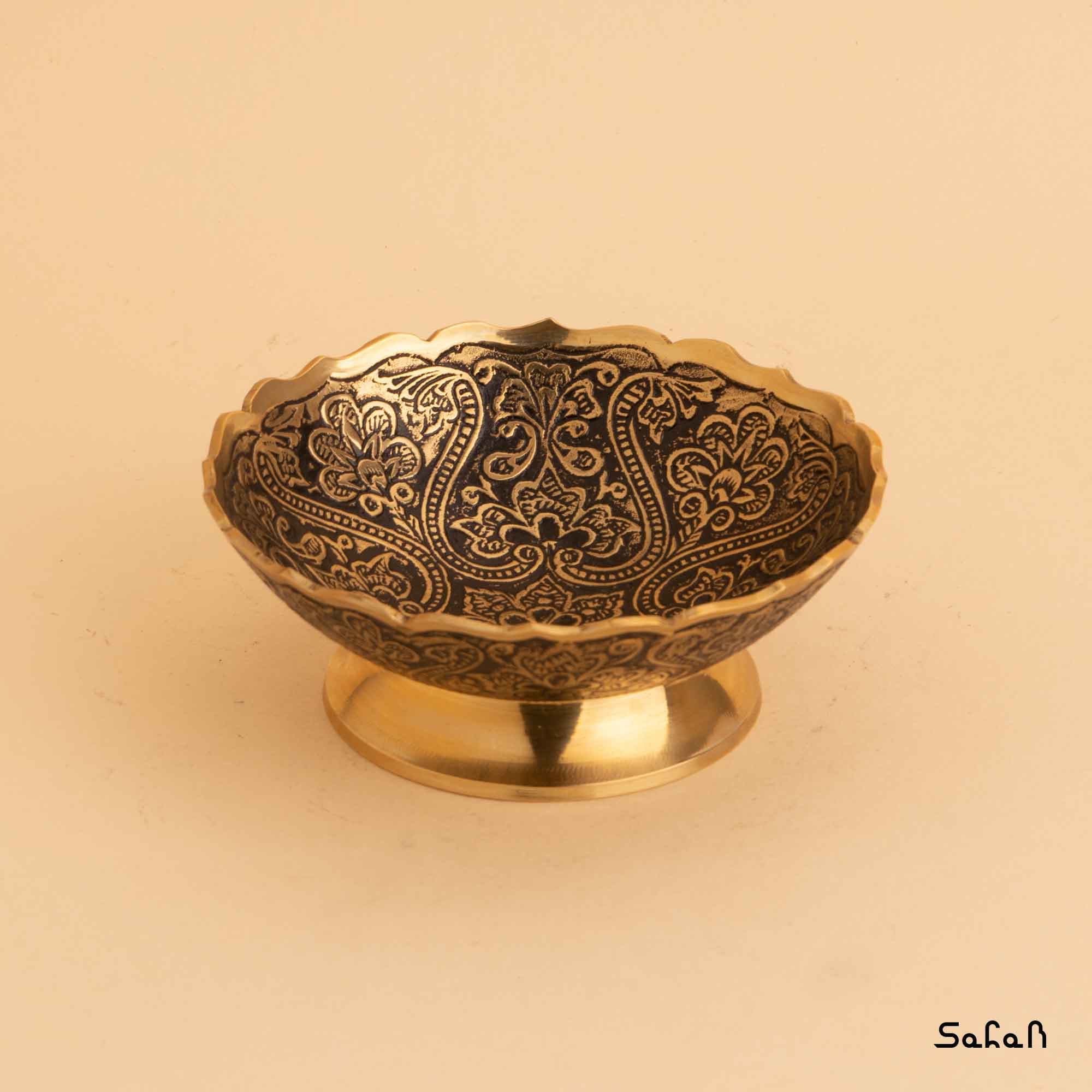 کاسه برنجی میناکاری دو رو مدل آمبوس