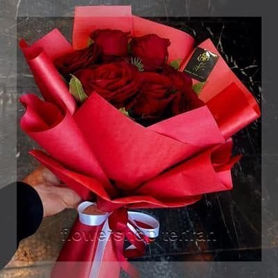 گلفروشی نزدیک کوچه زمانی