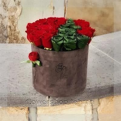 گلفروشی نزدیک خیابان حافظ، بالاتر از زرتشت، کوچه جاوید