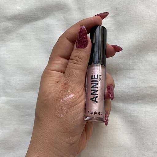 رژ مایع آنی مدل پاریس شماره 18 ANNIE PARIS LIP GLOSS