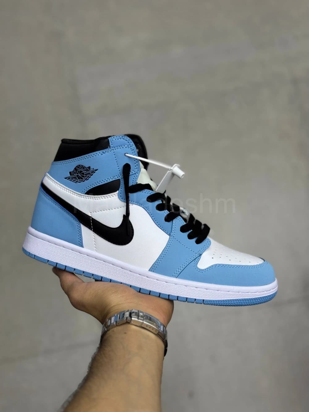 کتونی نایک جردن وان سفید ابی Jordan 1 Retro High University Blue