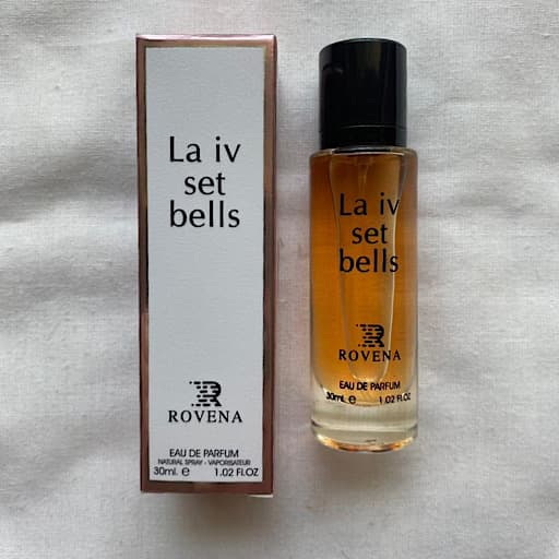عطر روونا مدل لاایوست بلا ROVENA La iv set bella (حجم 30میل)اماراتی اصلی