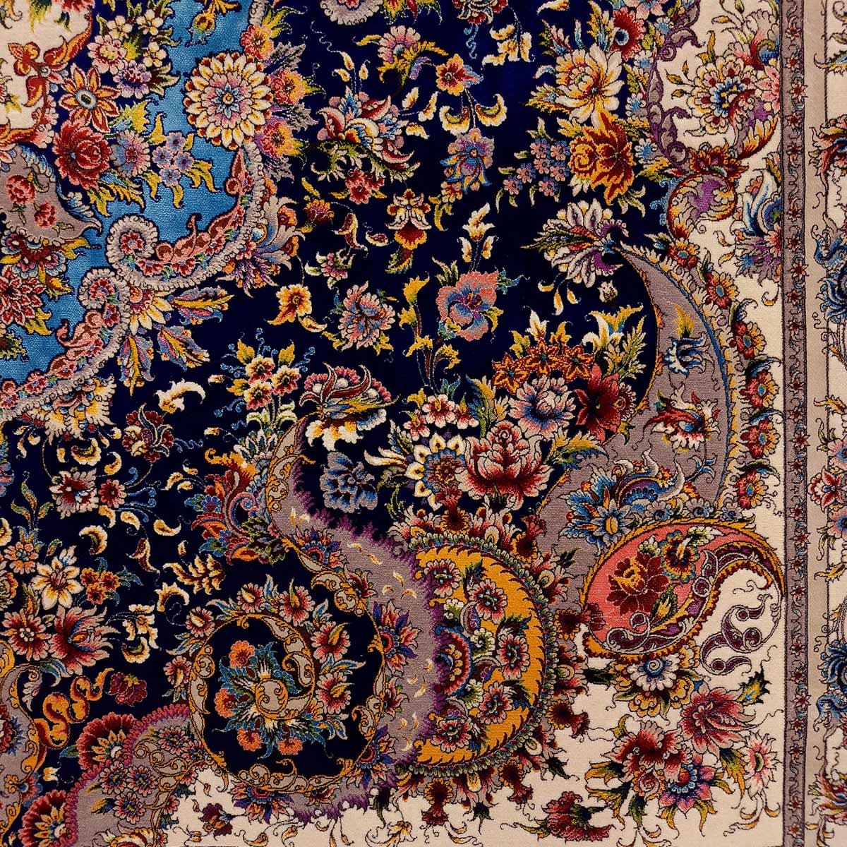 فرش پشم و ابریشم تبریز طرح ترنج سالاری 1200 شانه کد 3216 — تصویر ۸