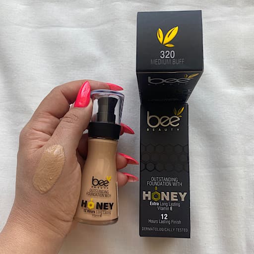 کرم پودر بی بیوتی شماره 320 Bee Beauty Foundation with Honeyحجم30میل