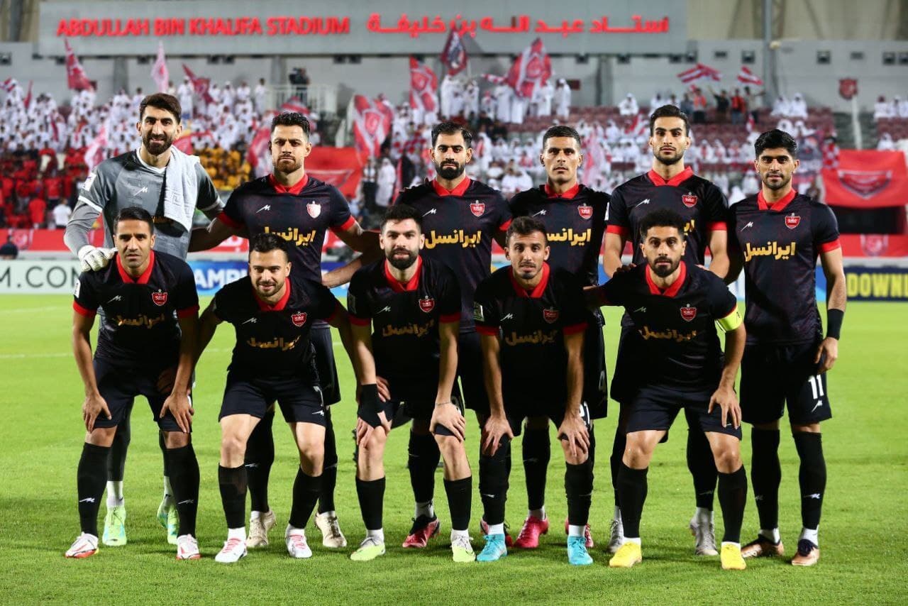 کیت سوم پرسپولیس فصل 1403-1402 ورژن هواداری(همراه با اسپانسر کامل)