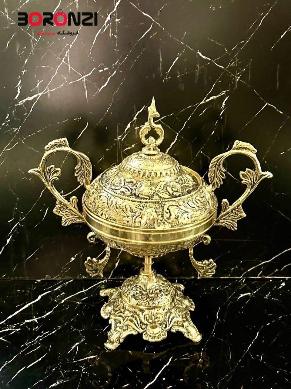 شکلات خوری برنزی طوق بزرگ