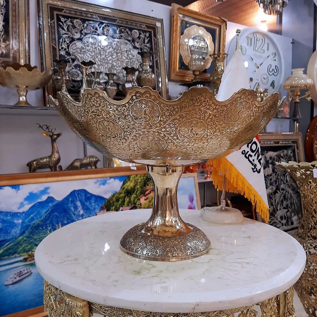 میوه خوری برنزی هندی لبه قلعه طاووس 37 سانت