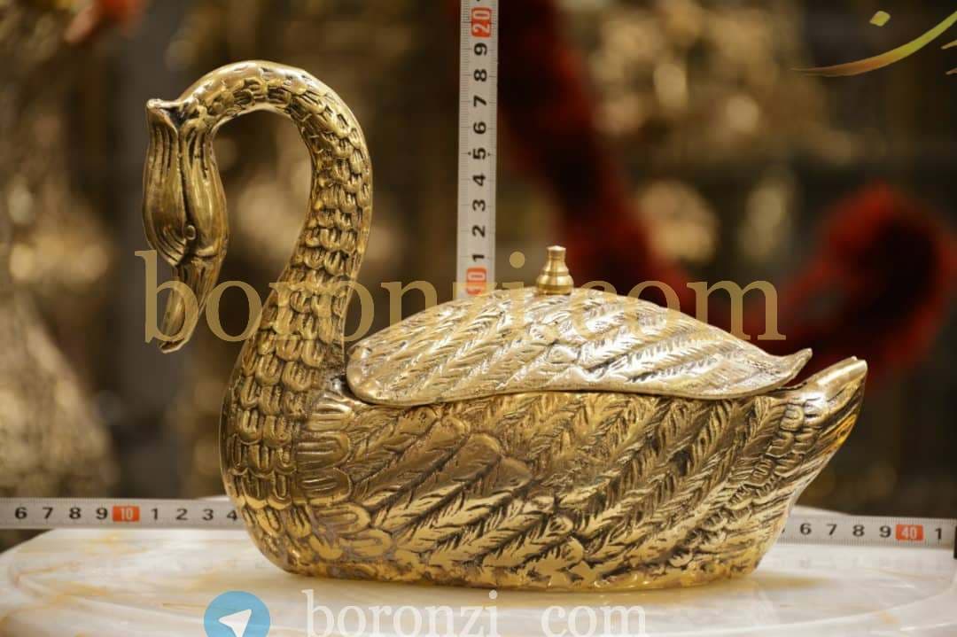 شکلات خوری قو درب دار برنزی