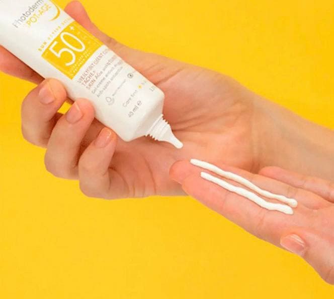 ضد آفتاب بایودرما فتودرم مدل +SPOT-AGE SPF 50 بیرنگ حجم 40 میل — تصویر ۲