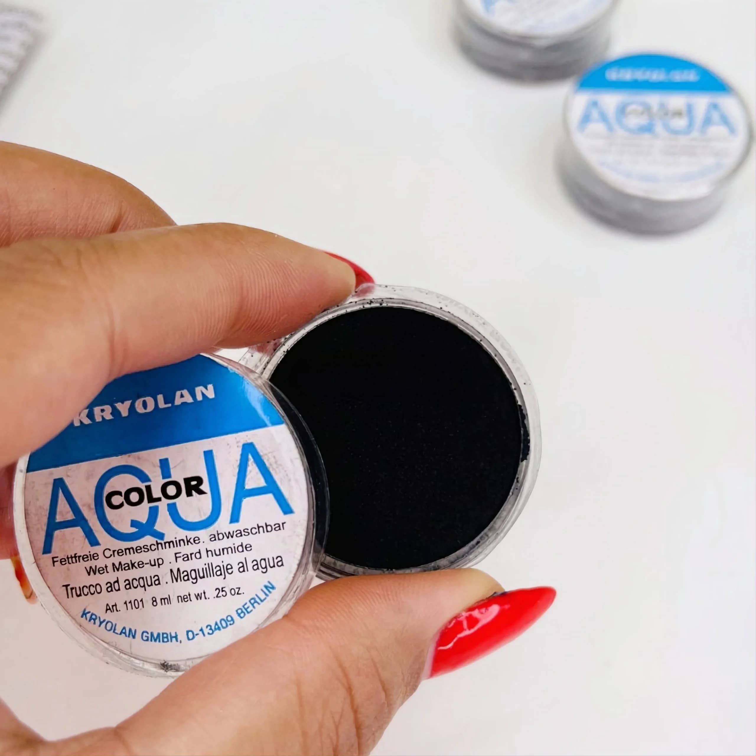 پک 3 عددی خط چشم سنگی اکوا aqua رنگ مشکی 8 میل — تصویر ۲