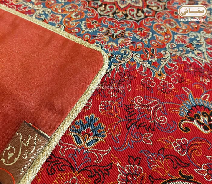 رومیزی مستطیل ترمه هاشمی کد 24 قرمز اندازه ی 100×200 — تصویر ۳