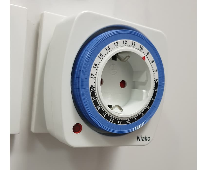 تایمر پریز دار 24 ساعته آنالوگ نیاکو مدل TG-28A — تصویر ۴