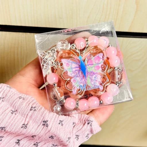 پرایمر عطر جیبی پینترستی پروانه و دستبند سنگ طرح رز کوارتز صورتی کیوت مروارید پرنسسی فانتزی کیوت دخترانه کادوهدیه تولد — تصویر ۸