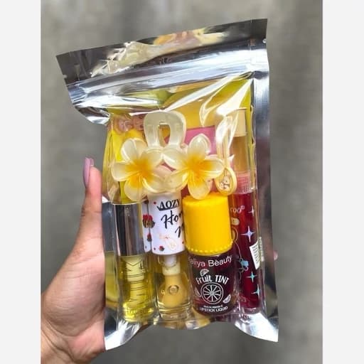 شانسی میستری باکس سوپرایزی لیپگلاس بالم لب برق لب تینت لب رژ لب پک میستری جار فانتزی کیوت سوپرایزی مناسب کادو هدیه تولد — تصویر ۷