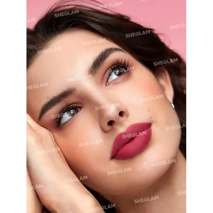 رژ جامد مات شیگلم Sheglam سری Matte Allure رنگ Peony — تصویر ۴