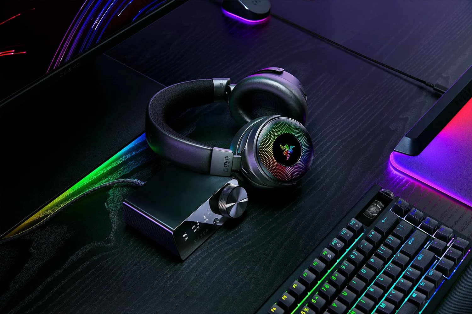 هدست بی سیم Razer Kraken V4 Pro – مشکی — تصویر ۱۱