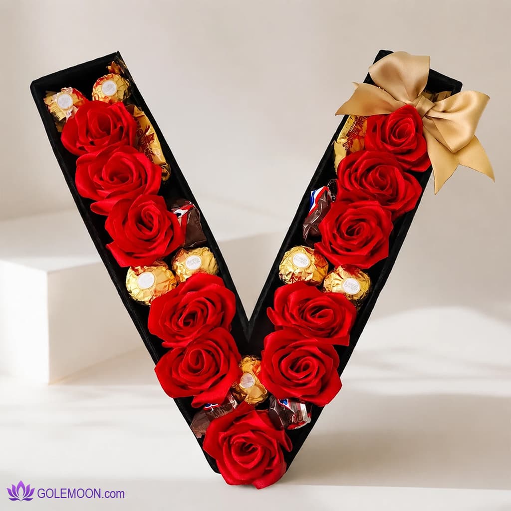باکس گل حرف V