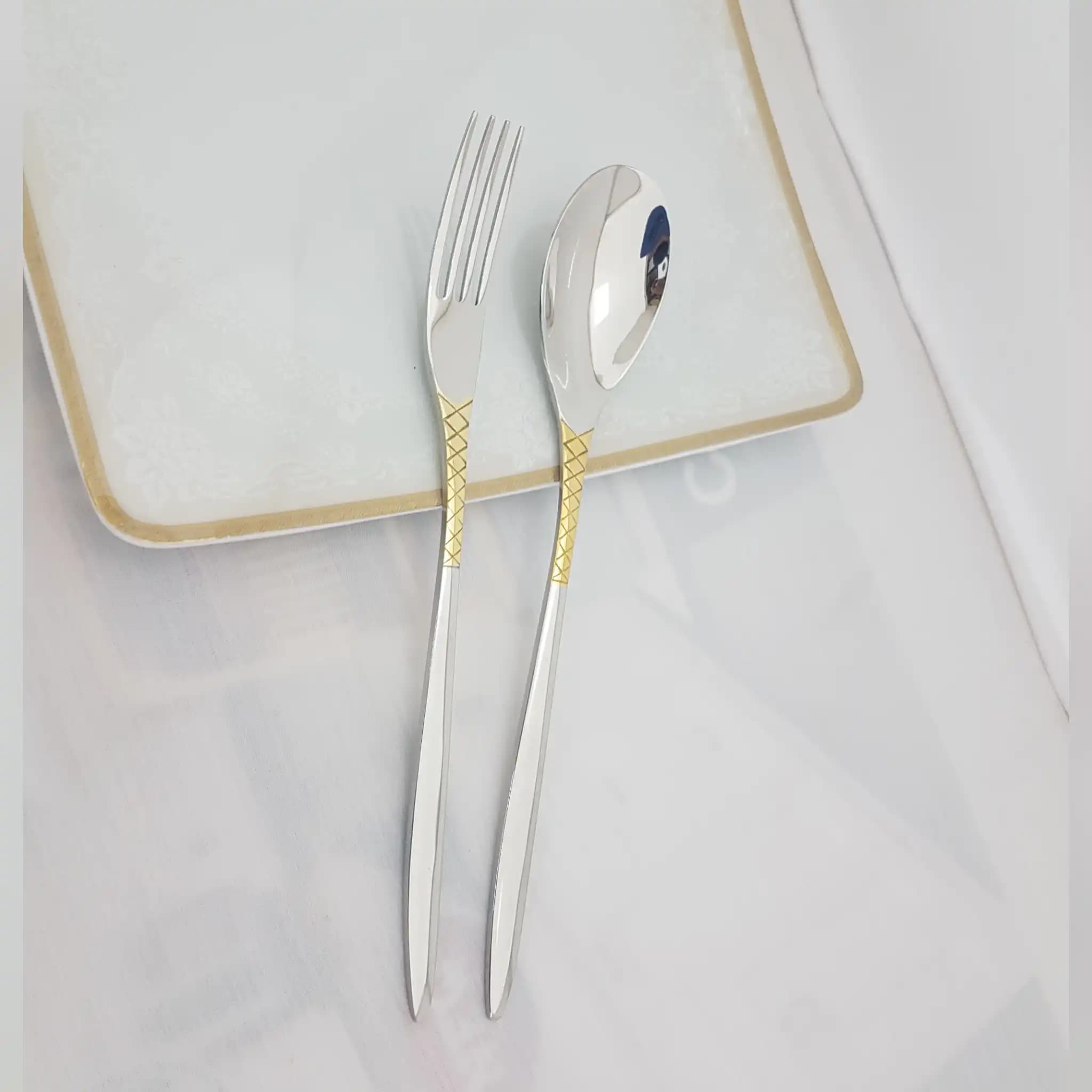 سرویس قاشق چنگال 30 نفره رزنتال مدل 1188g — تصویر ۲