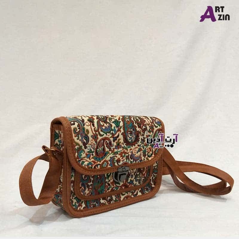 کیف سنتی ترمه پاسپورتی دخترانه رنگ کرم طرح بته جقه کد : 4 – 507