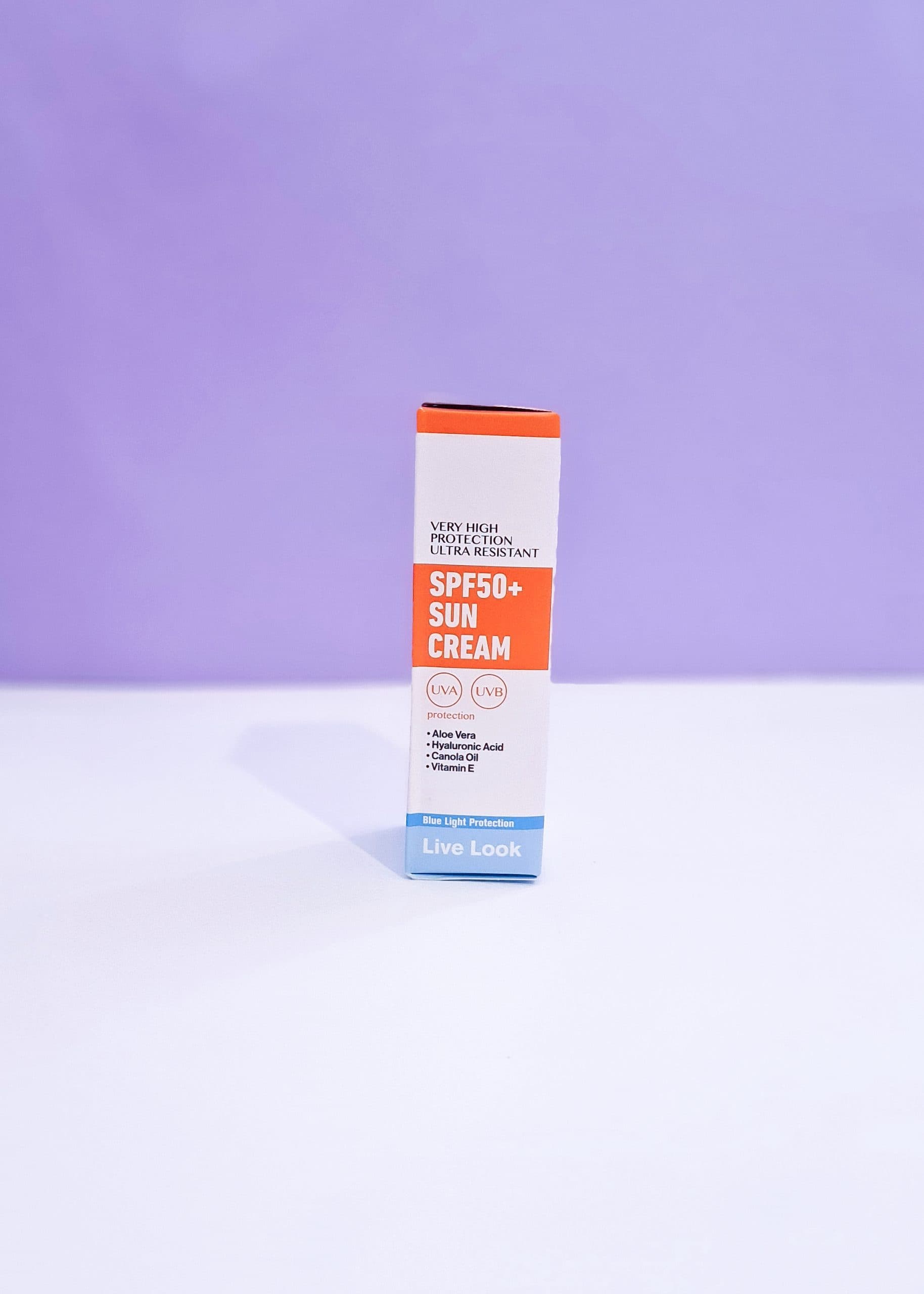 ضد آفتاب نیوول NEWWELL با spf 50 برای انواع پوست حجم 50 میل — تصویر ۳