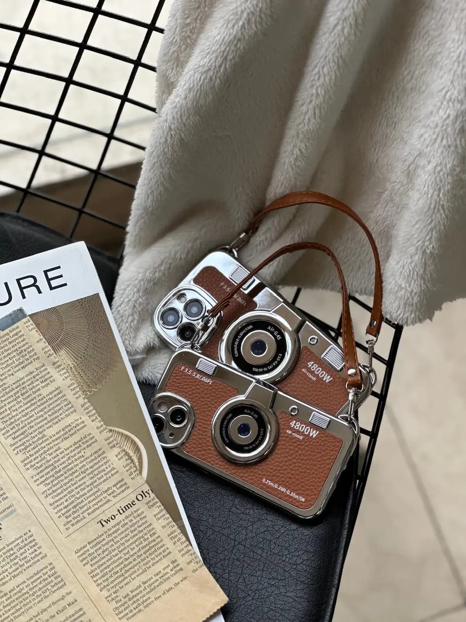 قاب Brown Retro Camera (کدC1539) — تصویر ۲