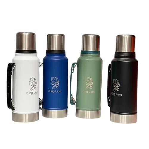 فلاسک دسته‌دار King Lion طرح استنلی با ظرفیت 1.4 لیتر — تصویر ۲
