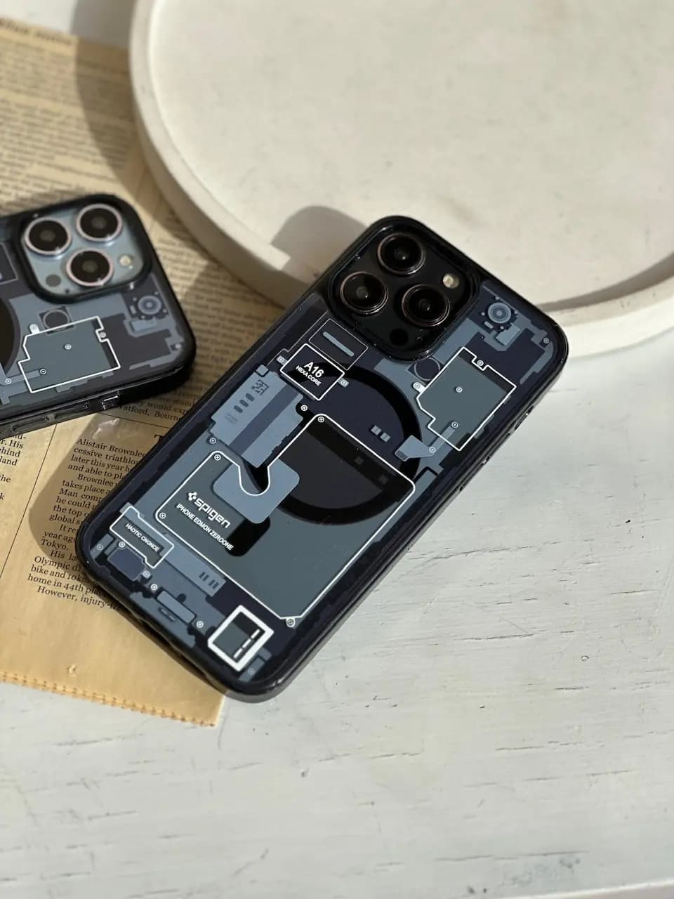قاب Spigen Technology (کدC1404) — تصویر ۲