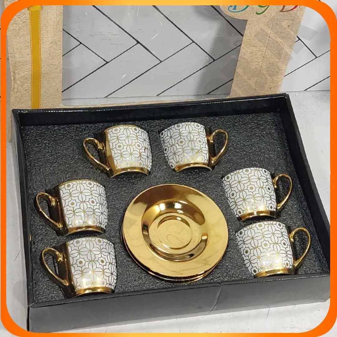 ست فنجان نعلبکی طرح سنتی سفید طلایی سرامیکی 34-827 بلینا