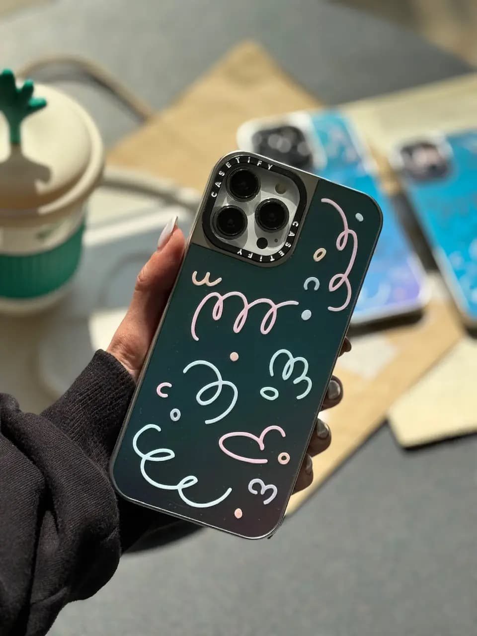 قاب CASETiFY ARTiSTS (کدC1659) — تصویر ۳