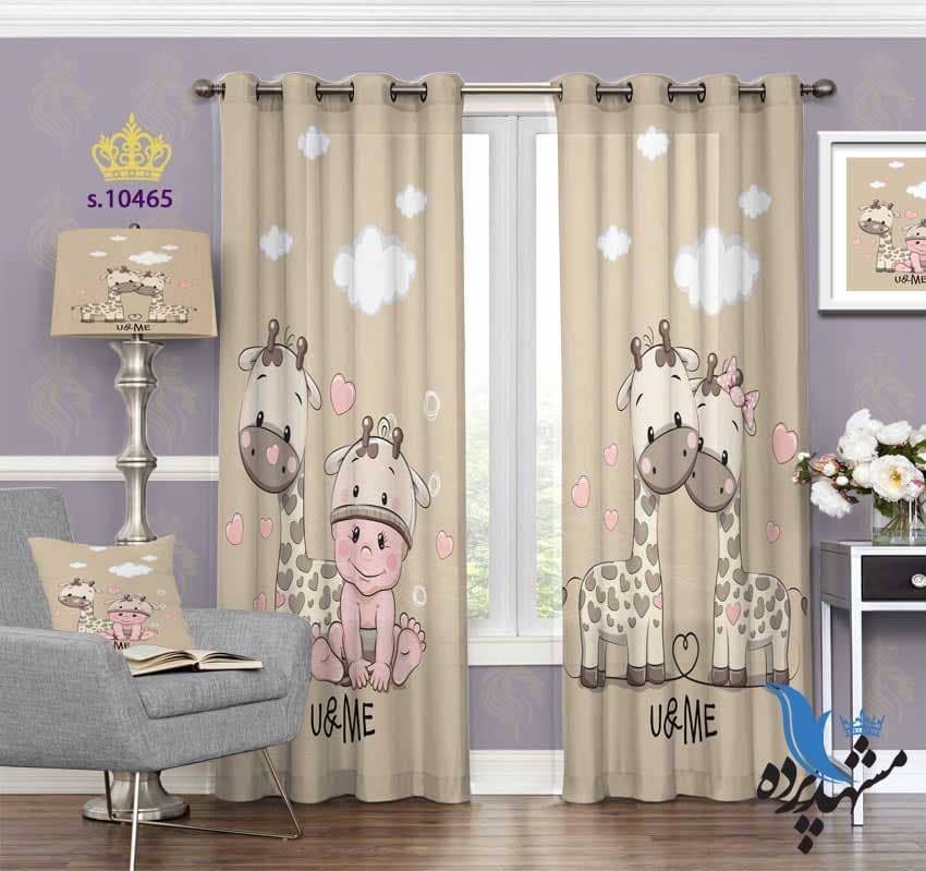 پرده پانچ کودکانه طرح بچه زرافه S10465