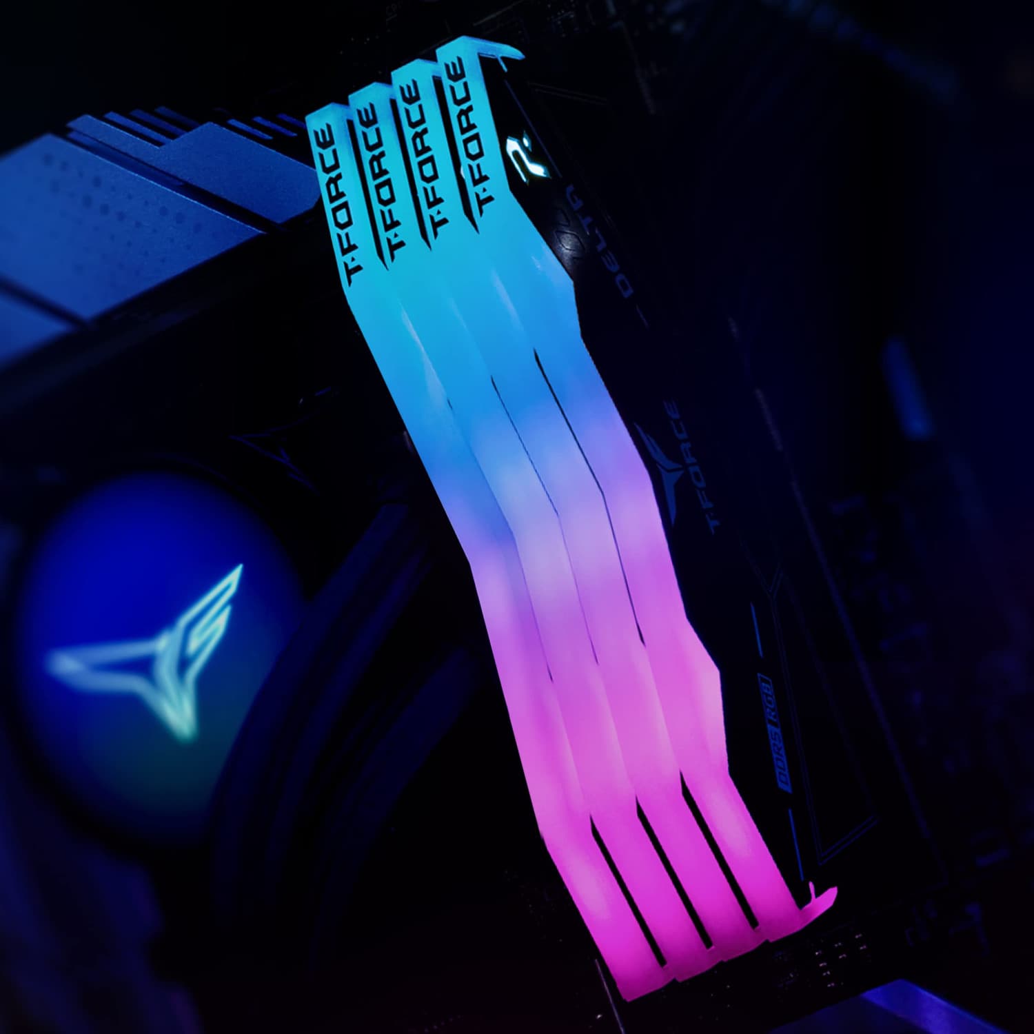 رم کامپیوتر تیم گروپ TeamGroup T-Force DELTA RGB DDR5 32GB Dual 7200MHz CL34 — تصویر ۲
