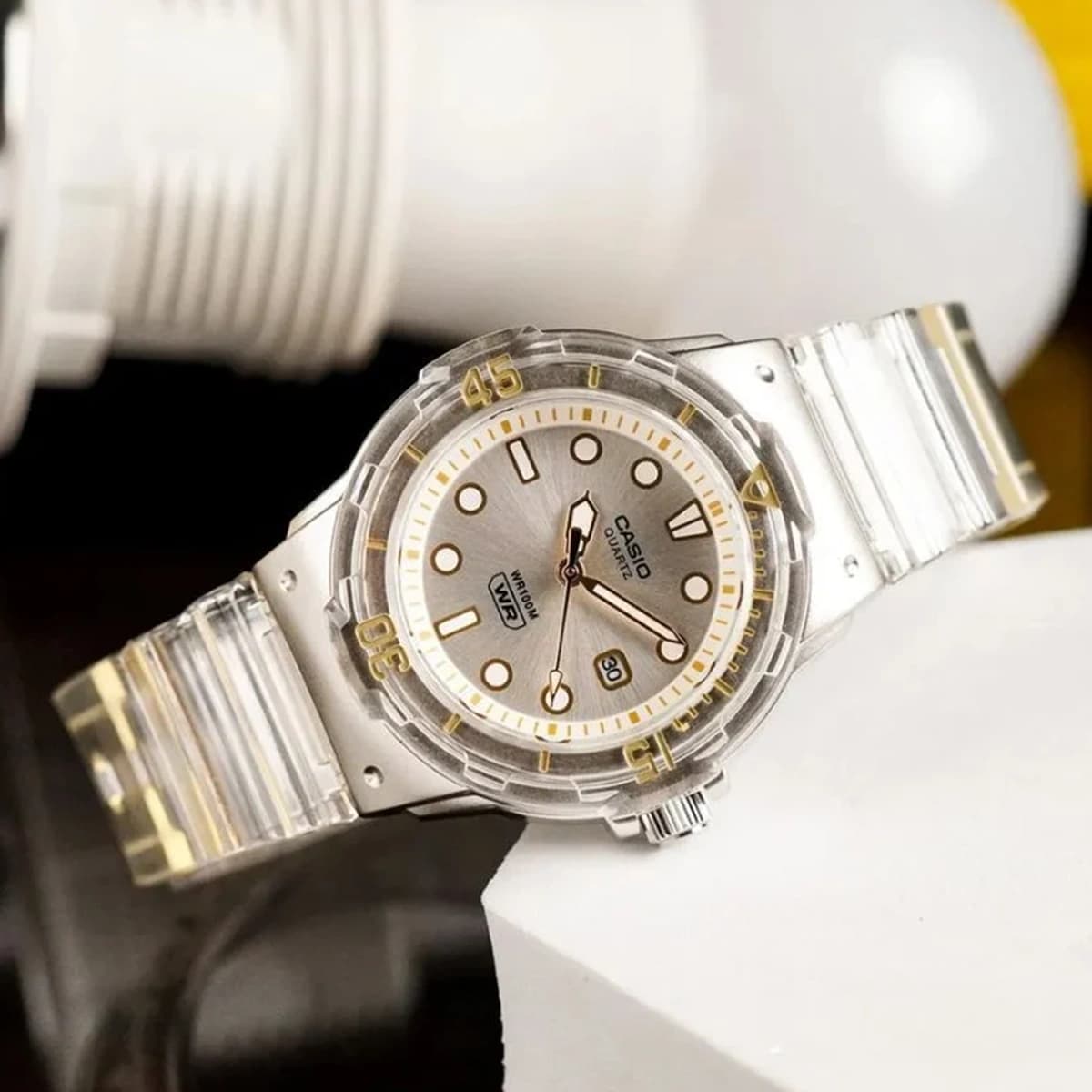 ساعت مچی زنانه کاسیو مدل Casio LRW-200HS-7EV — تصویر ۶
