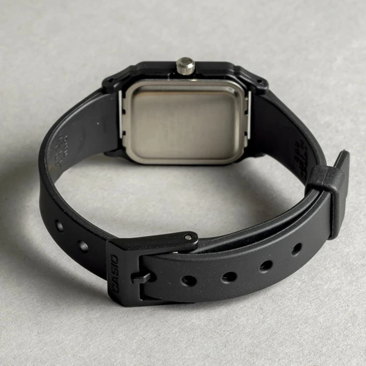 ساعت مچی زنانه کاسیو مدل Casio LQ-142-1E — تصویر ۷
