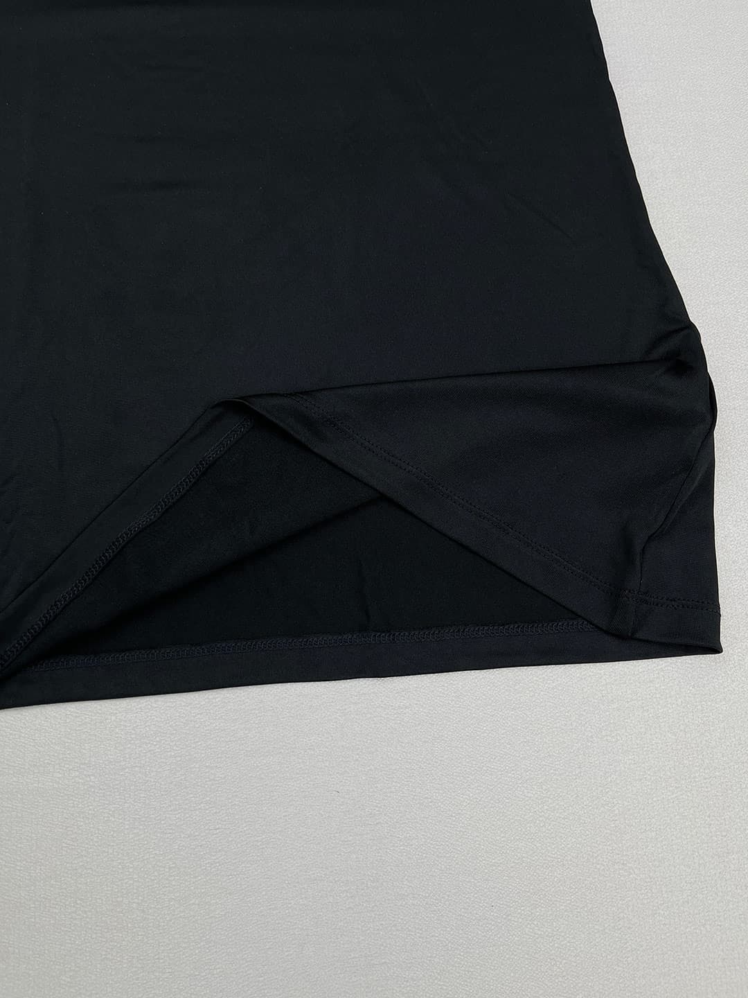 تاپ ورزشی زنانه مدل پشت قهرمانی Cri.vit کد A3191 — تصویر ۶
