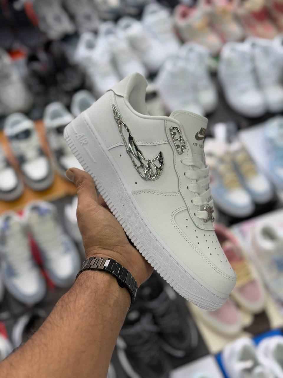 کتانی نایک ایر فورس لوگو آهنی Nike airforce